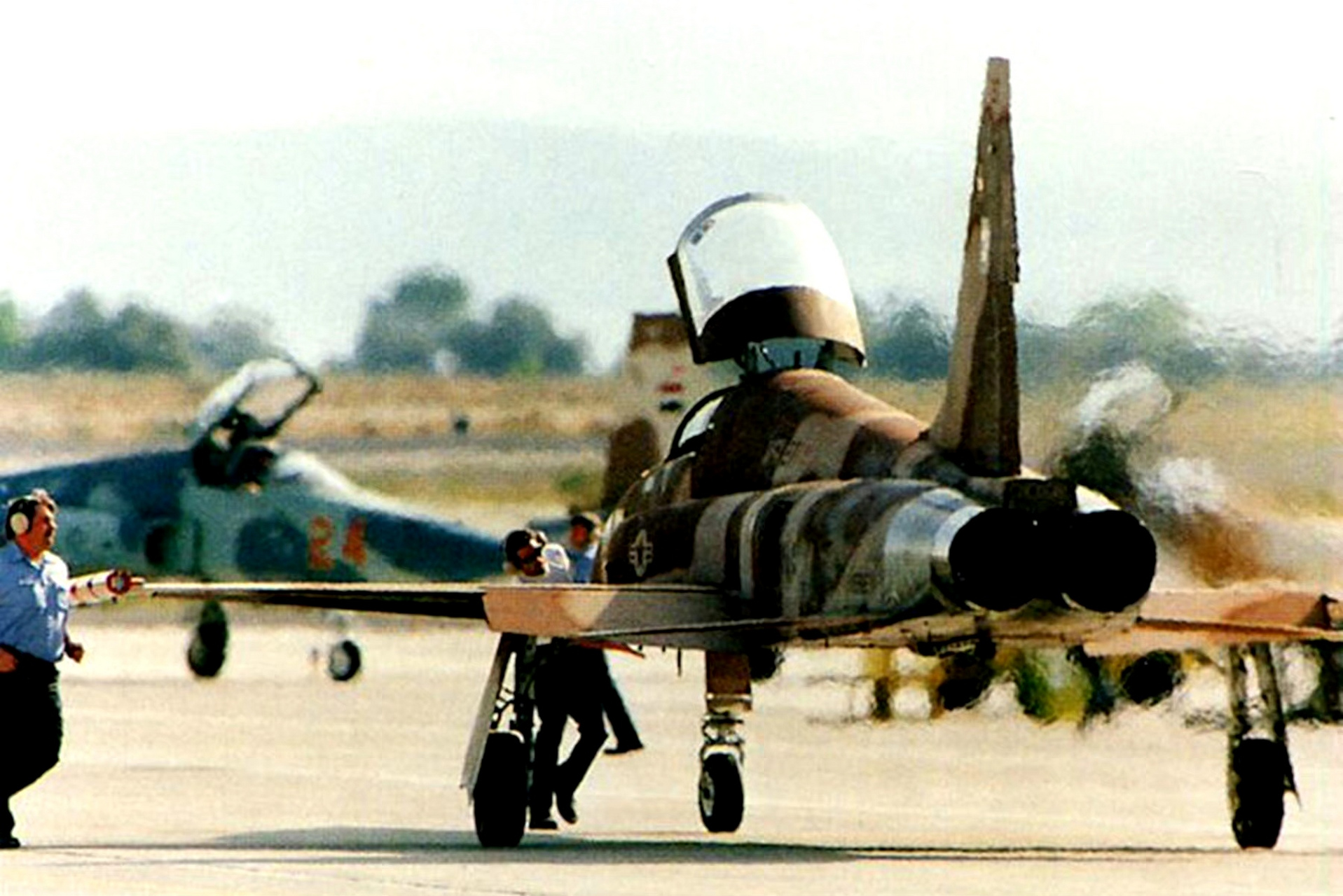 战机欣赏:美国诺斯罗普f-5e"虎"ii轻型战斗机,该机是美国推出的一种军