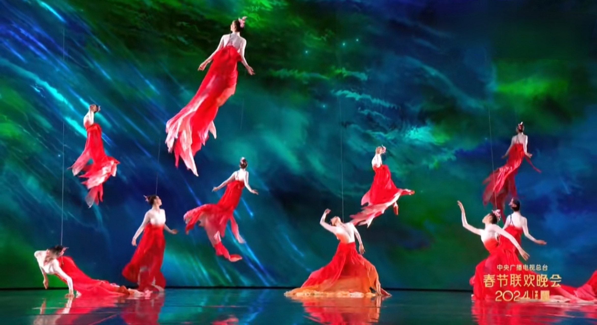 《锦鲤》用舞蹈祝福全球华人年年有余,好运连连