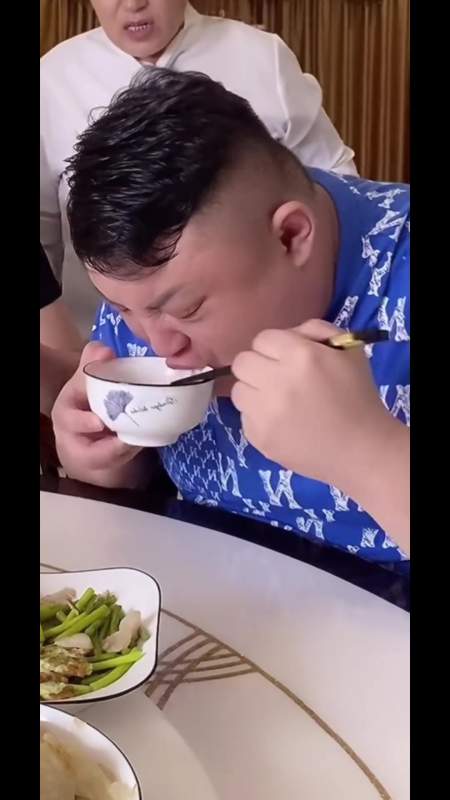 2024-02-090小市欢乐屋38粉丝  关注我们各自努力,最高处见43.