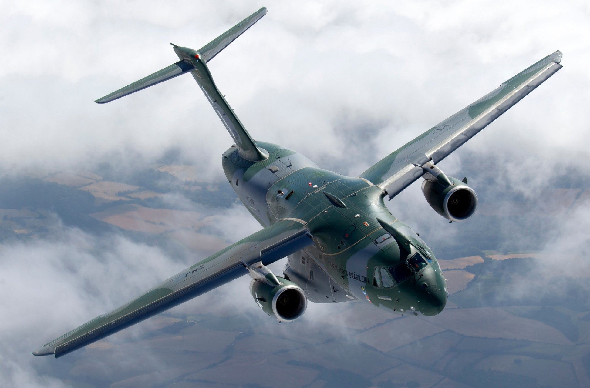 飞行器欣赏:巴西 巴西航空工业 c-390/kc-390 中型运输机,该机最大