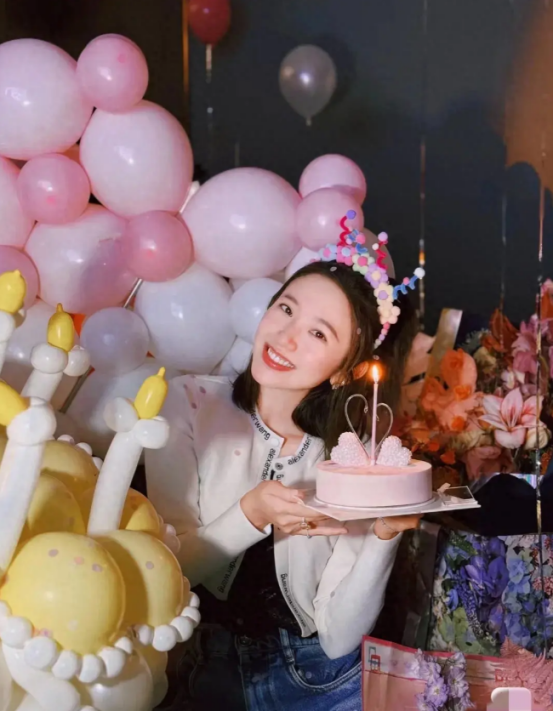 有种蜕变叫唐艺昕结婚老公张若昀变化不大她却像换了个人