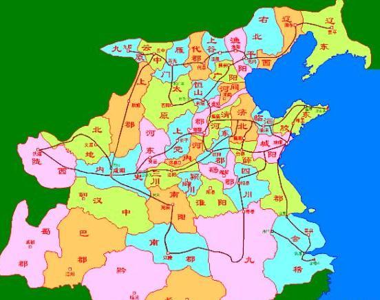 郡县制是在中央垂直管理地方,地方官员由皇帝直接任免的流官任期制