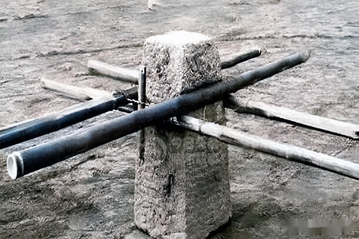 标题家藏金银珠宝不如贫穷安好故事让你细思极恐