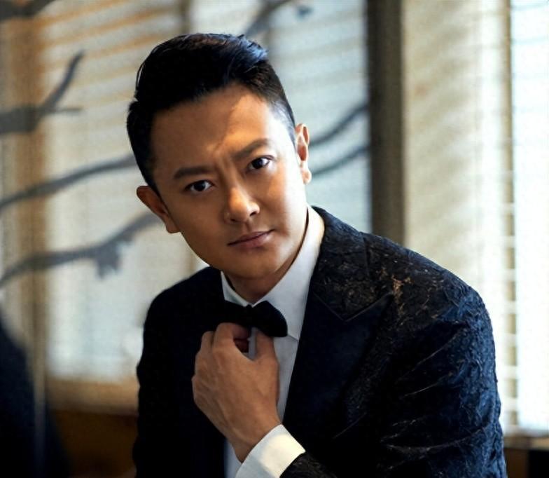 印小天实力派男演员烈火英雄一举得奖感情受创至今单身