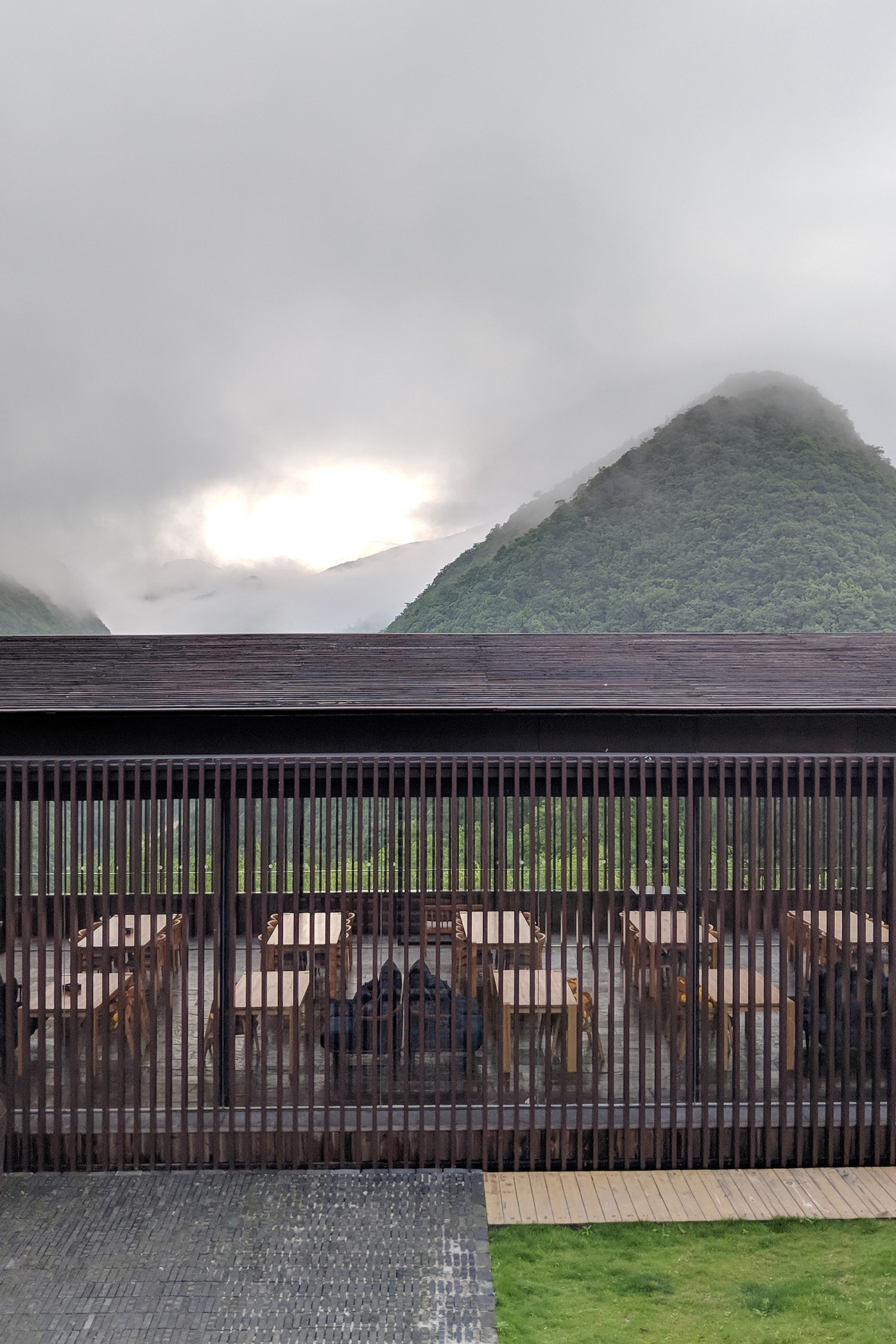 贵州团结村山间餐厅与酒吧 休耕建筑设计