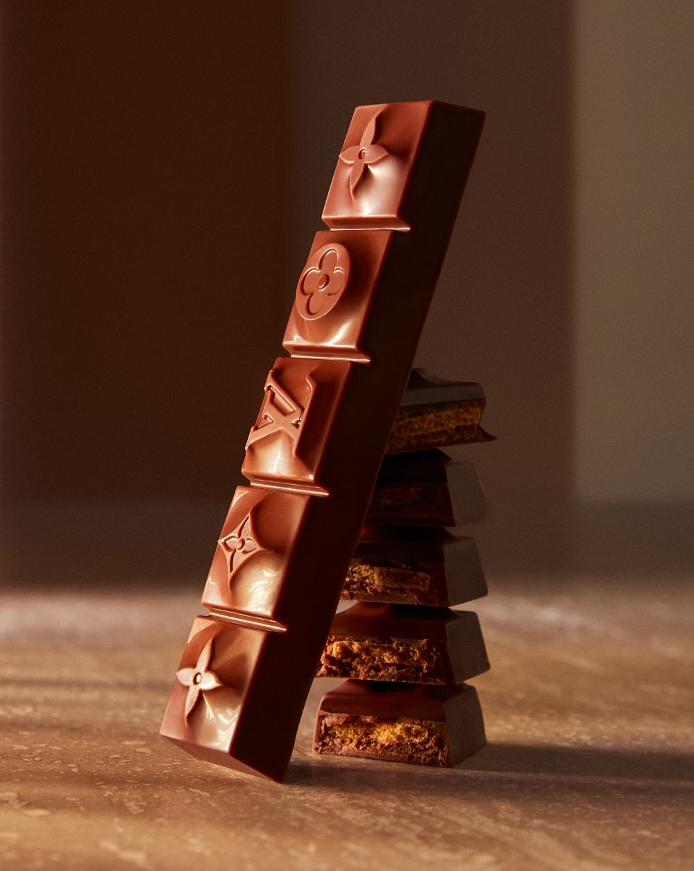 难道lv的巧克力口味就高人一等?新加波开设首间lv海外巧克力店