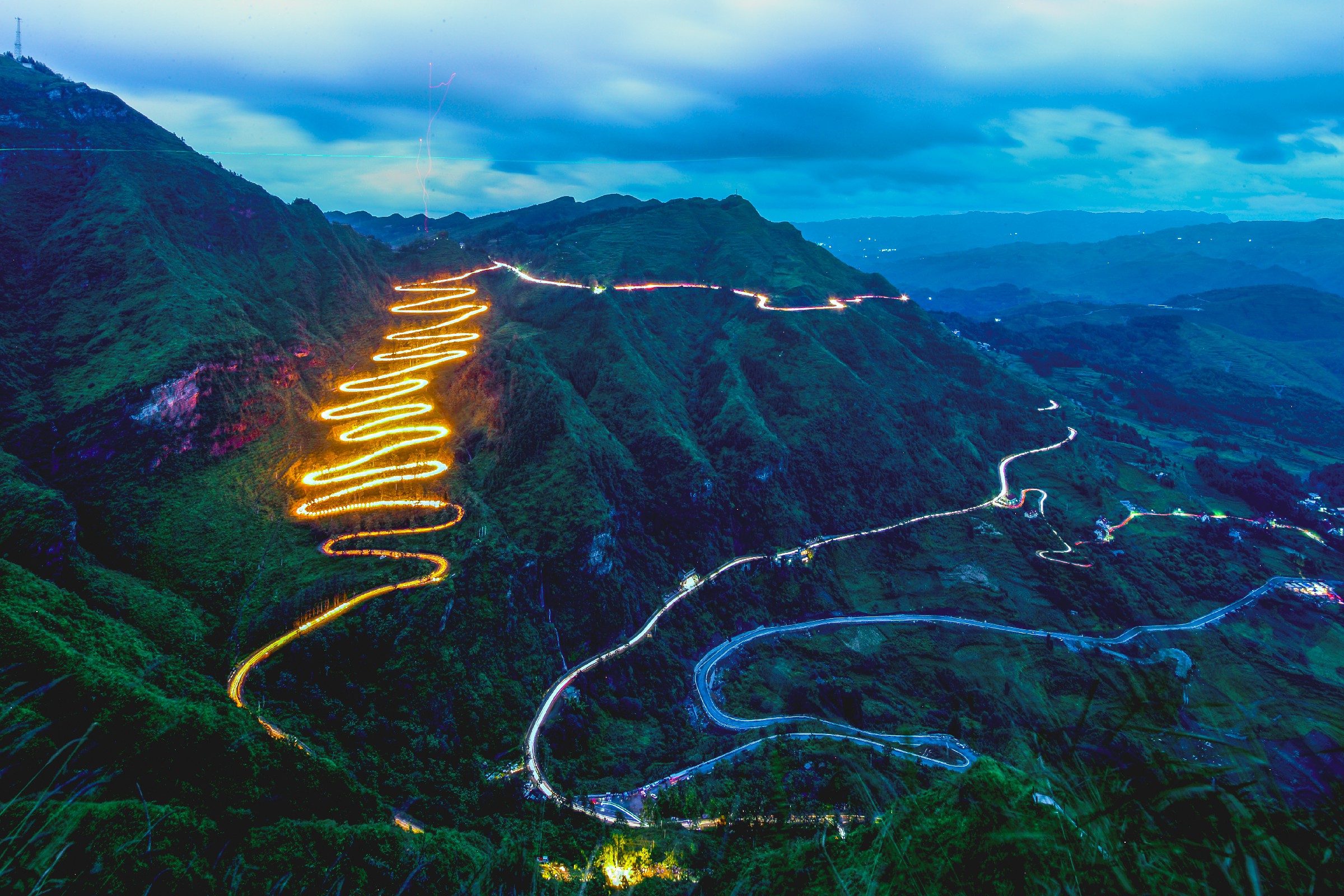 到贵州过大年丨来黔西南,游万峰林,看贵州龙,尝美食,来场惬意之旅