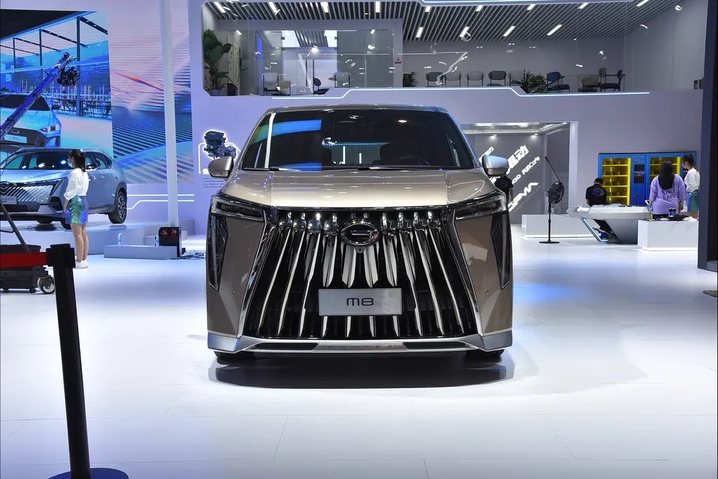 17.98万广汽传祺m8你会选吗?