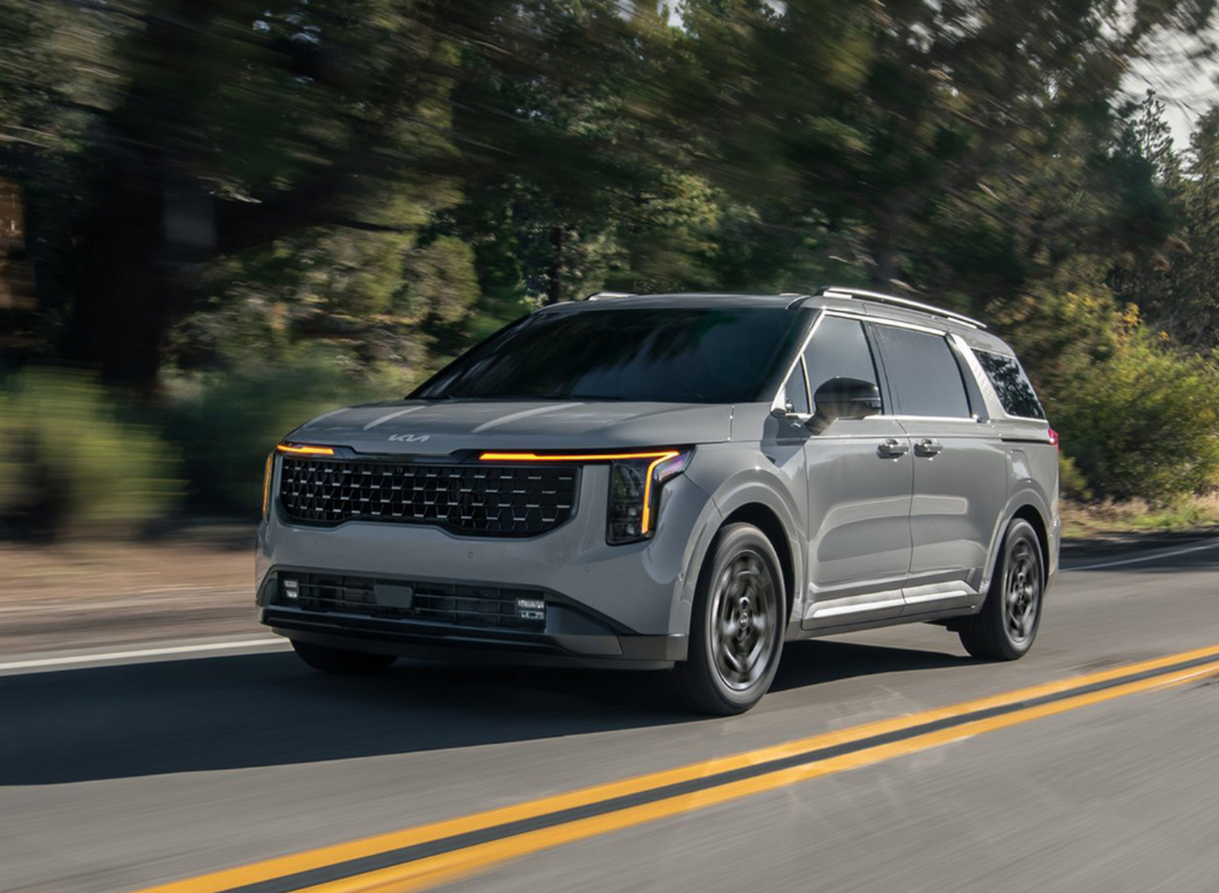 复活归来的起亚嘉华,北美首秀!搭载3.5l v6引擎 18t混动系统.