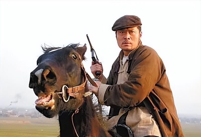 历史上"铁道游击队"什么样?打得日军上门告饶,求"和平共处"