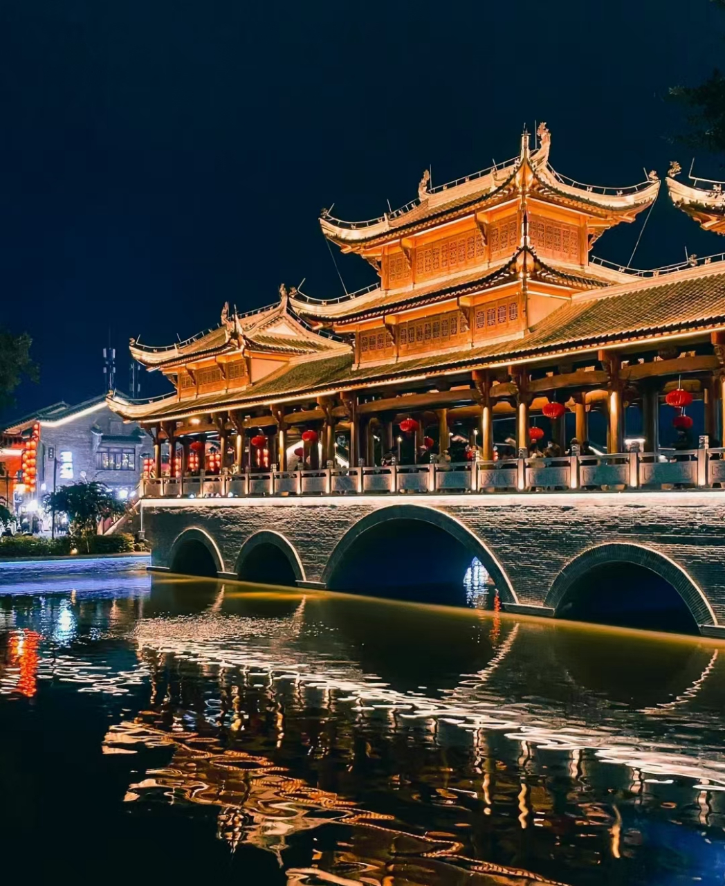 崇左斜塔 67崇左太平 古城的夜景 #发文集龍卡瓜分百万现金