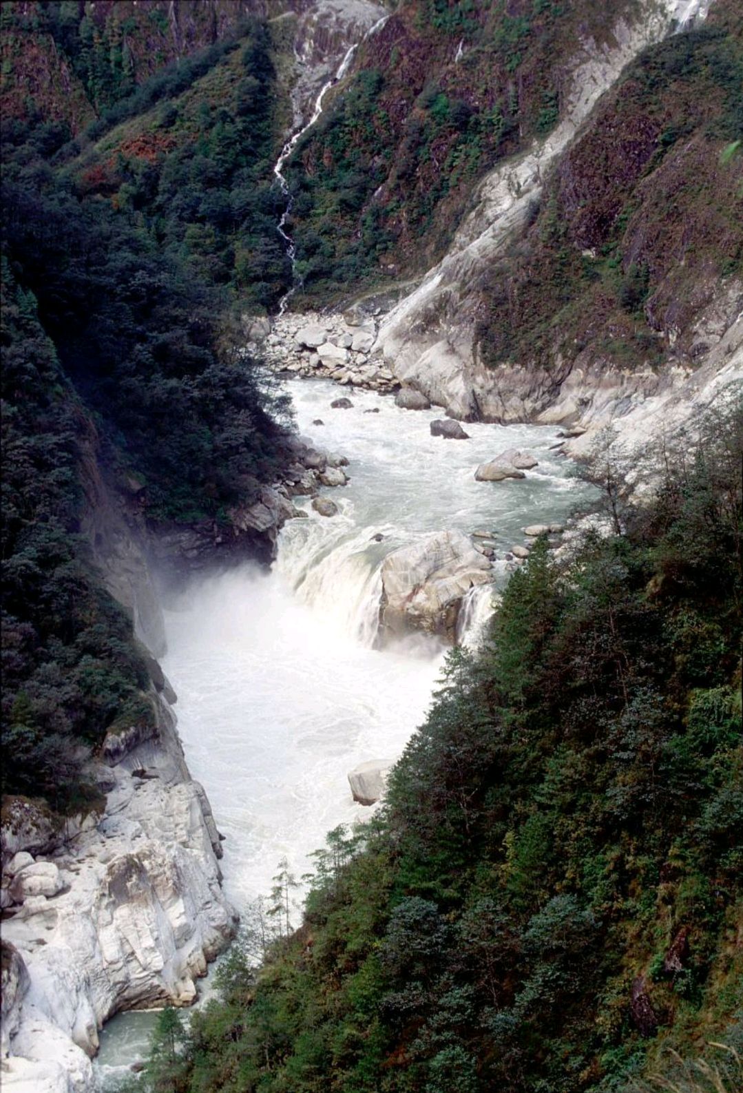 浙东大峡谷风景区图片