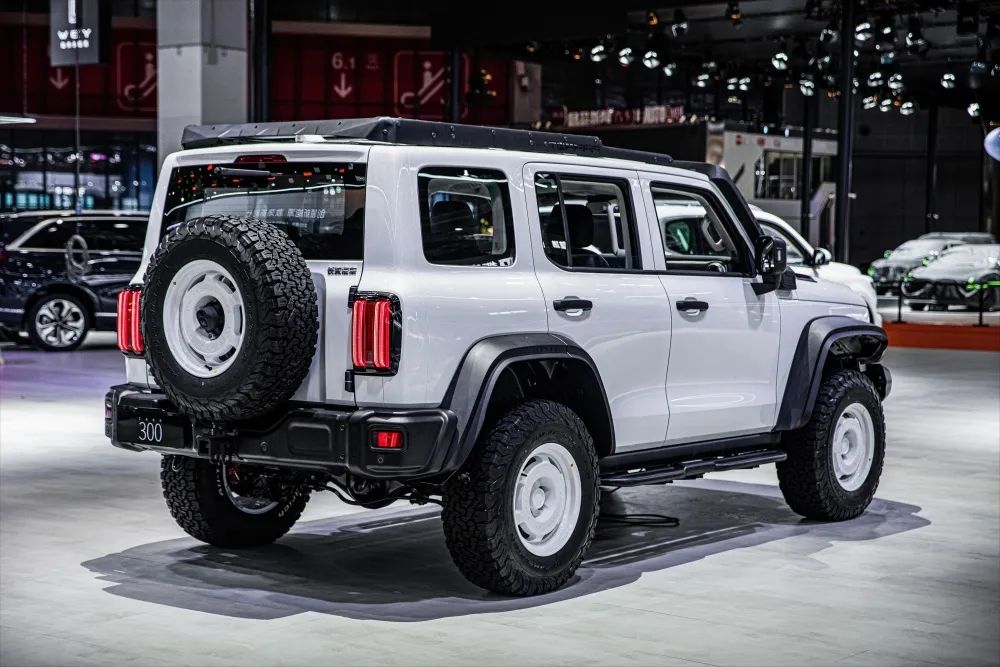 国产硬派越野坦克300,搭载2.0t 8at 四驱,进入马来西亚市场