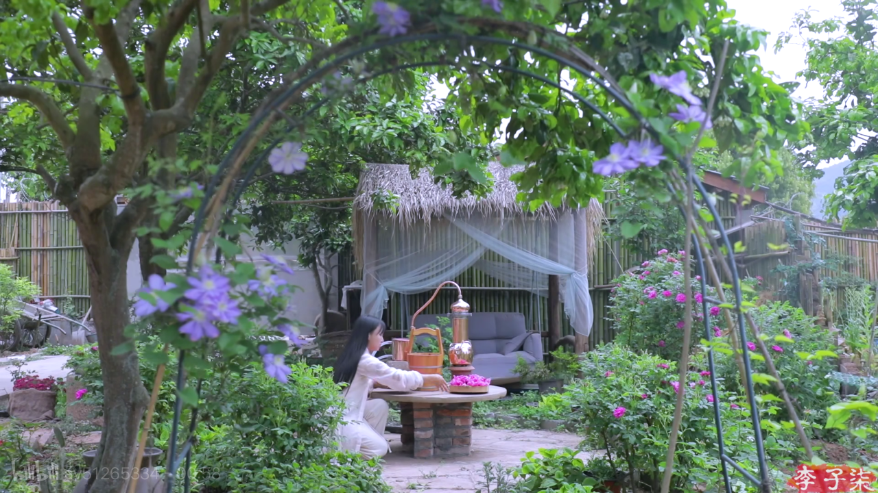 李子柒离开近3年回归无望再看她的家真假掺半不再想要了