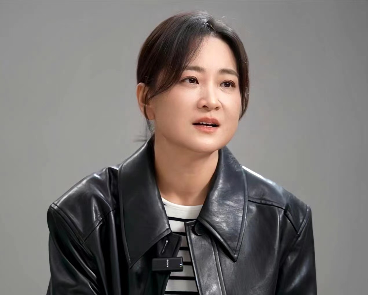 重回20岁,贾玲真的太飒了