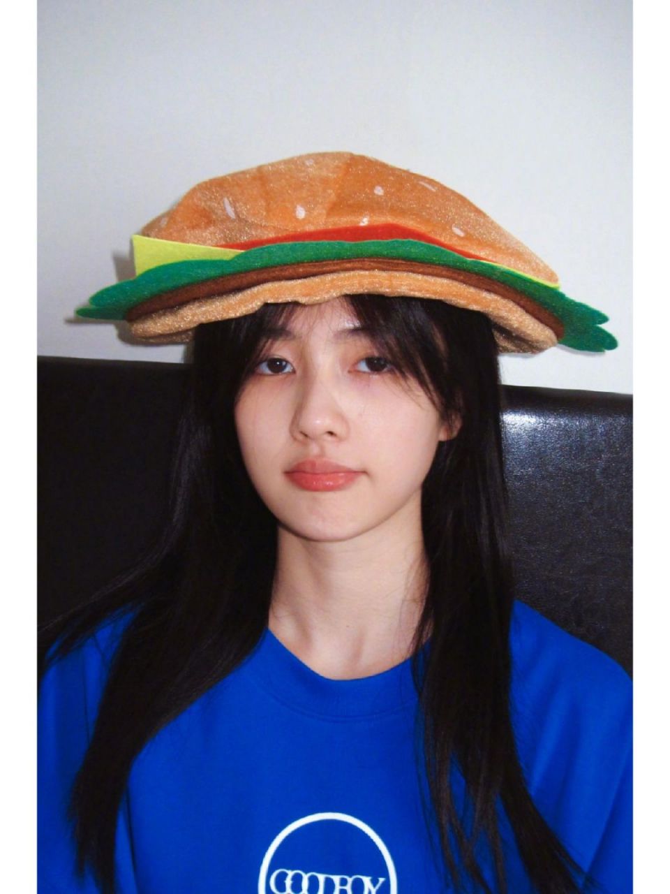 白鹿素颜引热议,美女真实模样引关注!