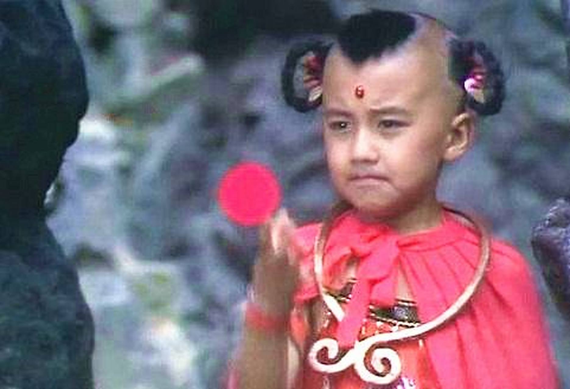 长得比哪吒还漂亮的红孩儿 号山枯松涧火云洞的妖王红孩儿是牛魔王和