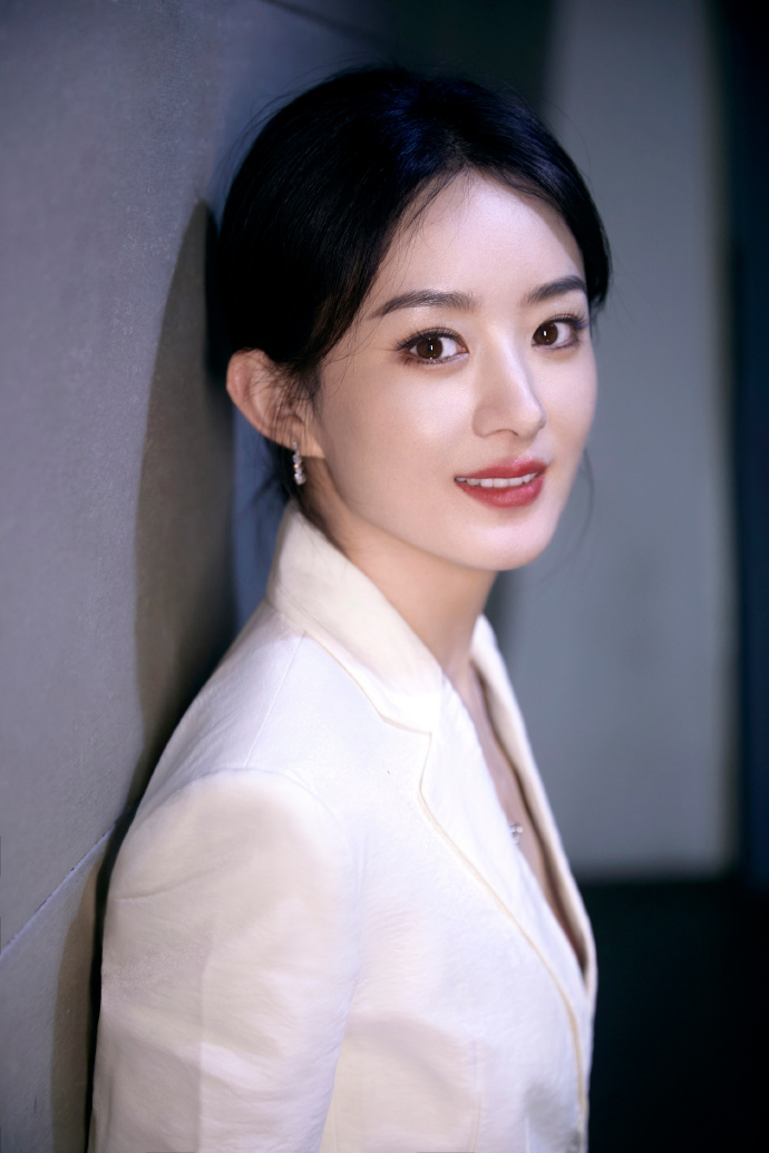 光影顷刻聚焦,此时无声胜有声!