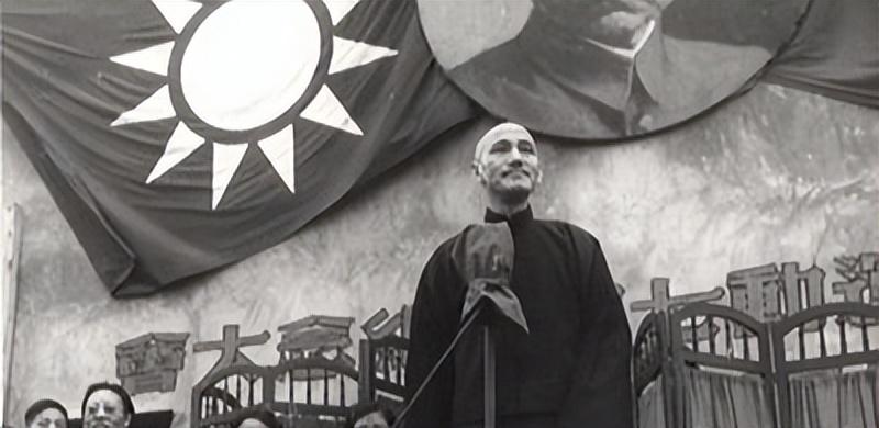 北平和平解放时田维扬还是我军的师长大授衔时被授中将军衔