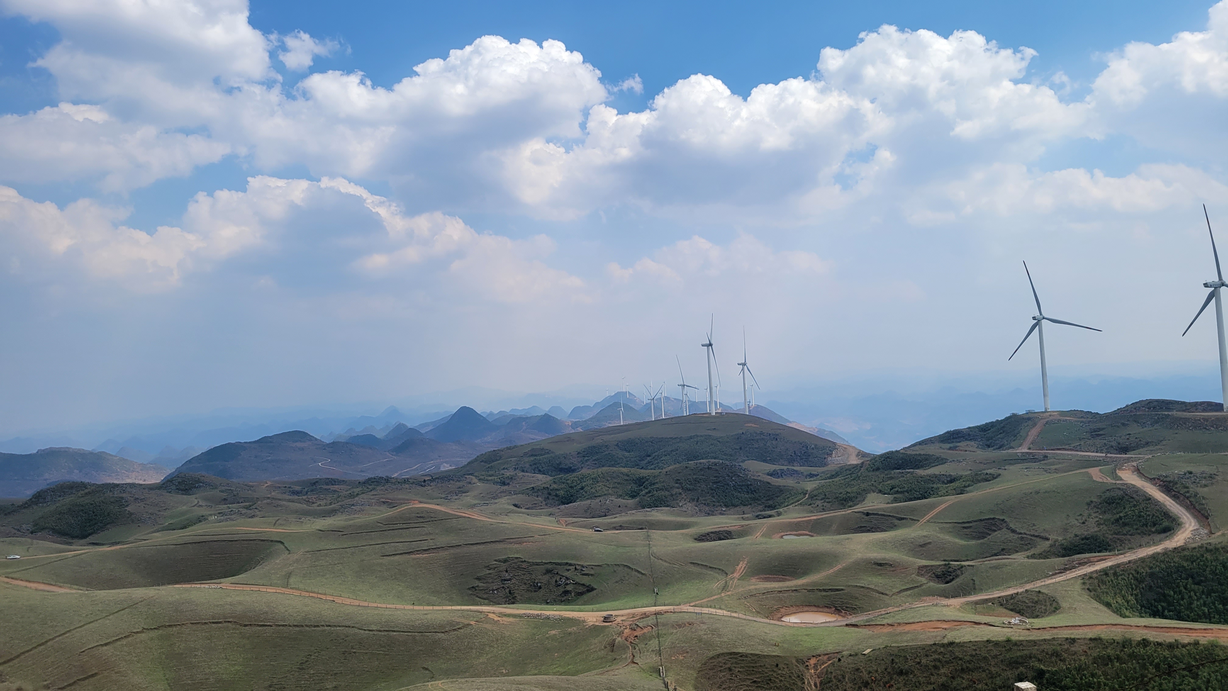 云南红河旅途美景