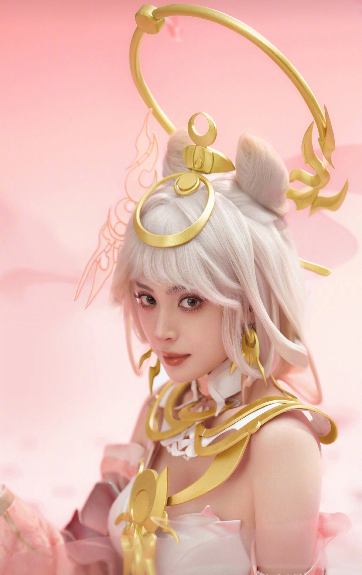 娜扎 再次cos貂蝉舞袖动风铃凝神见朱曦沐浴于晨曦之中的仙子貂 
