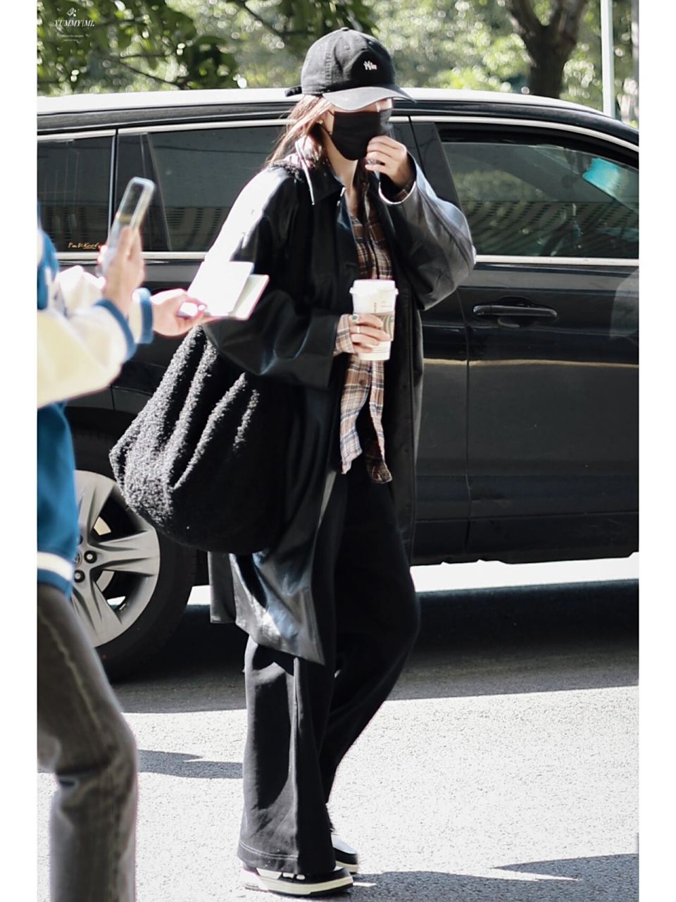 我是一个时尚爱好者,一直关注着明星们的私服穿