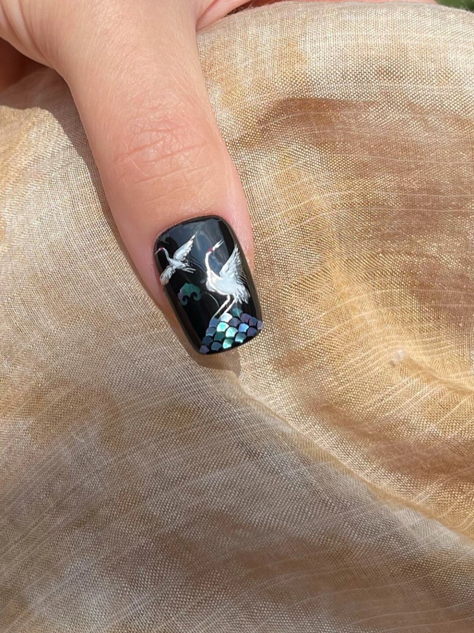 🌼 在这个充满时尚与创意的时代,美甲早已不再是简单的装饰,而室换