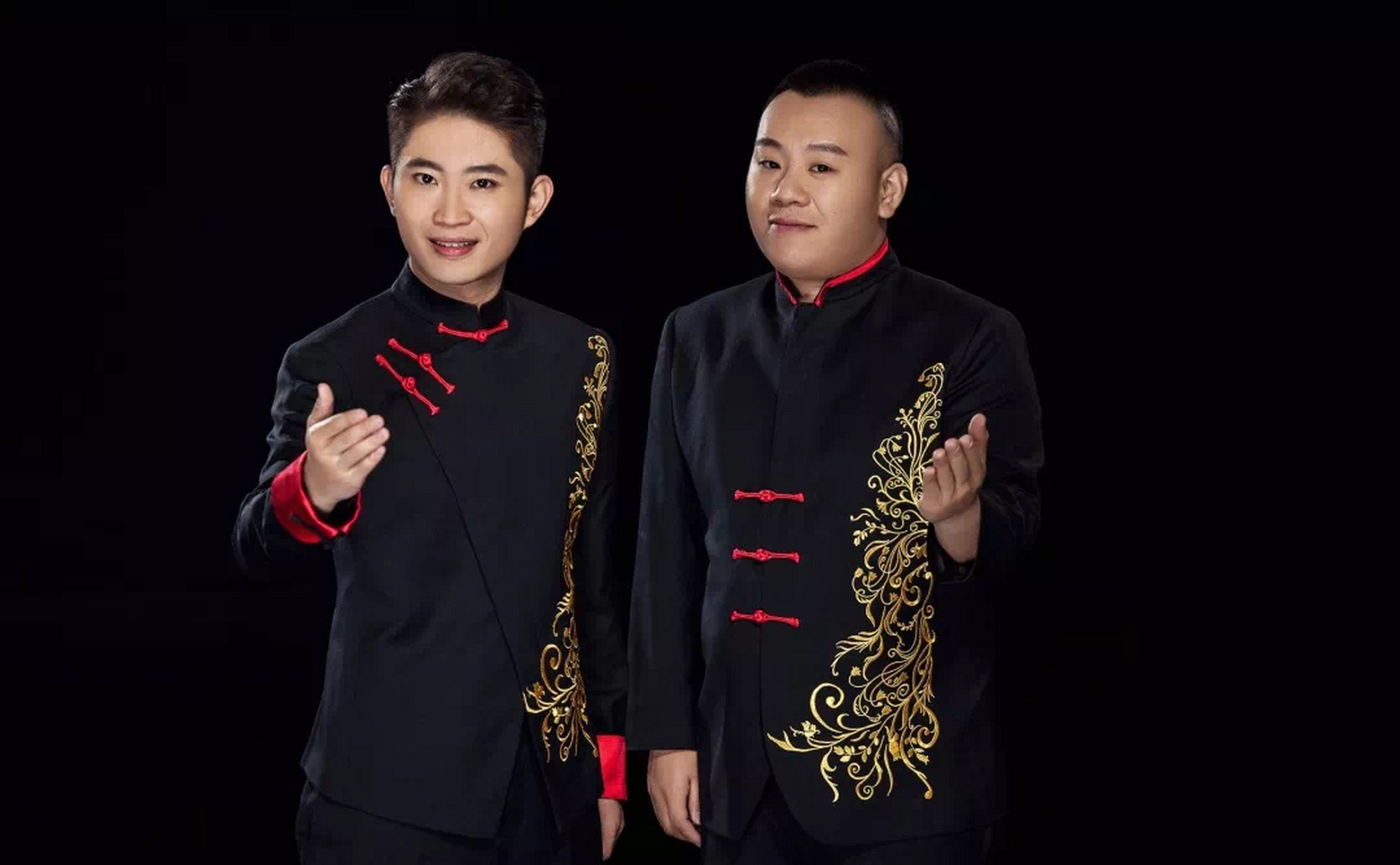 相声演员金霏陈曦,互相揭老底,陈曦说,金霏有强迫症,发工资马上就去