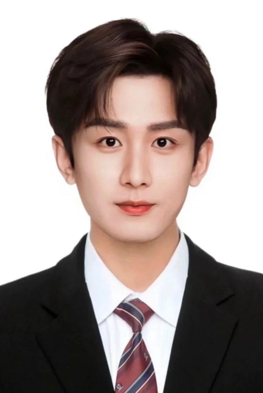 哇塞,今天有眼福了!98 这里竟然有9位当红男星的证件照大集合!