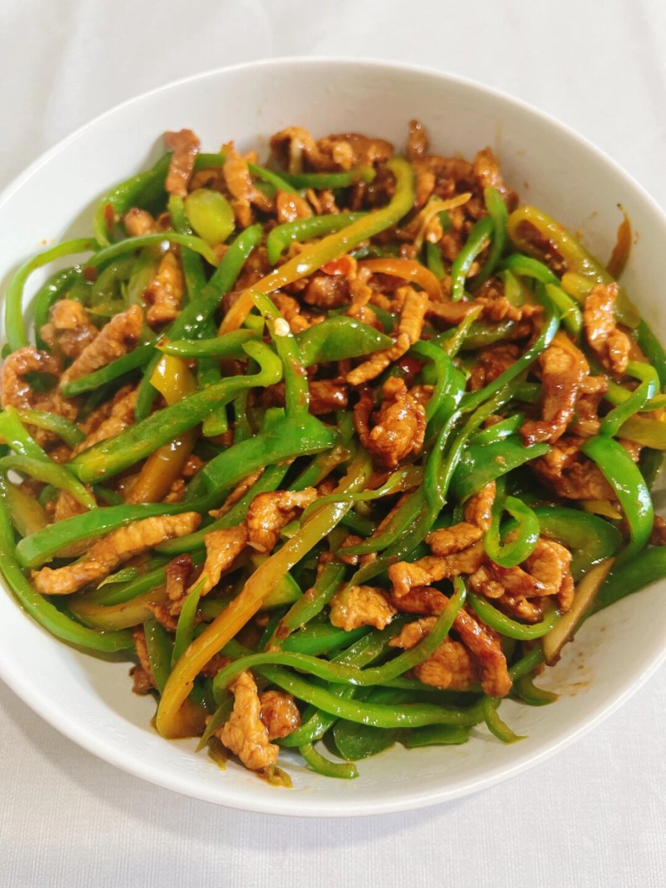 99996993  每次提到青椒炒肉丝,我的味蕾就开始跳舞!