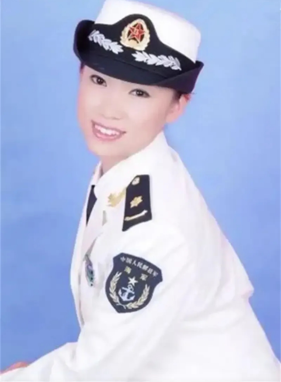 杨屹,—— 女武器专家 ,素有"航母杀手"之称号, 是美国航母的天敌