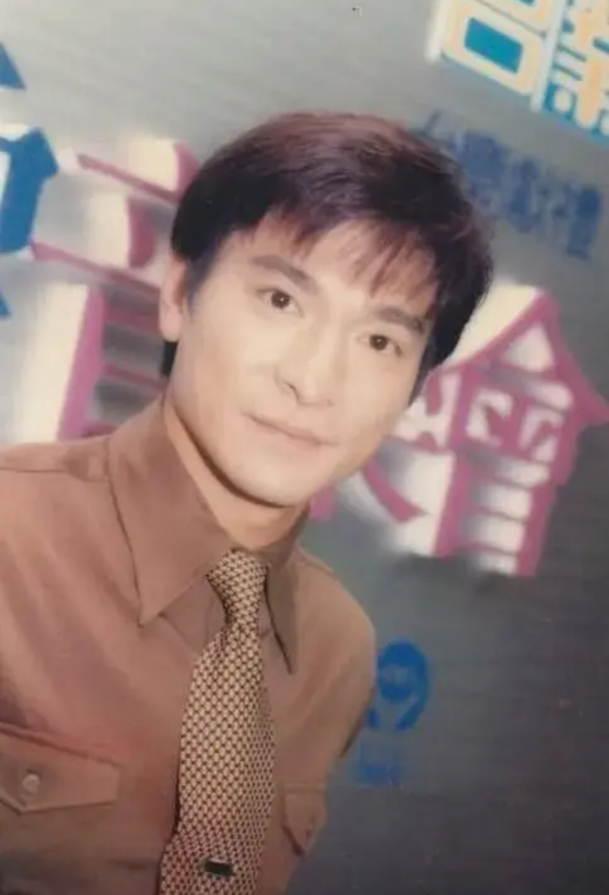 像刘德华,成龙,周润发,古天乐等一些港台明星.