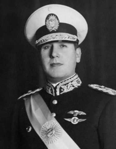 回顾马拉多纳能为阿根廷捧回世界杯可是谁能为阿根廷赢回马岛呢