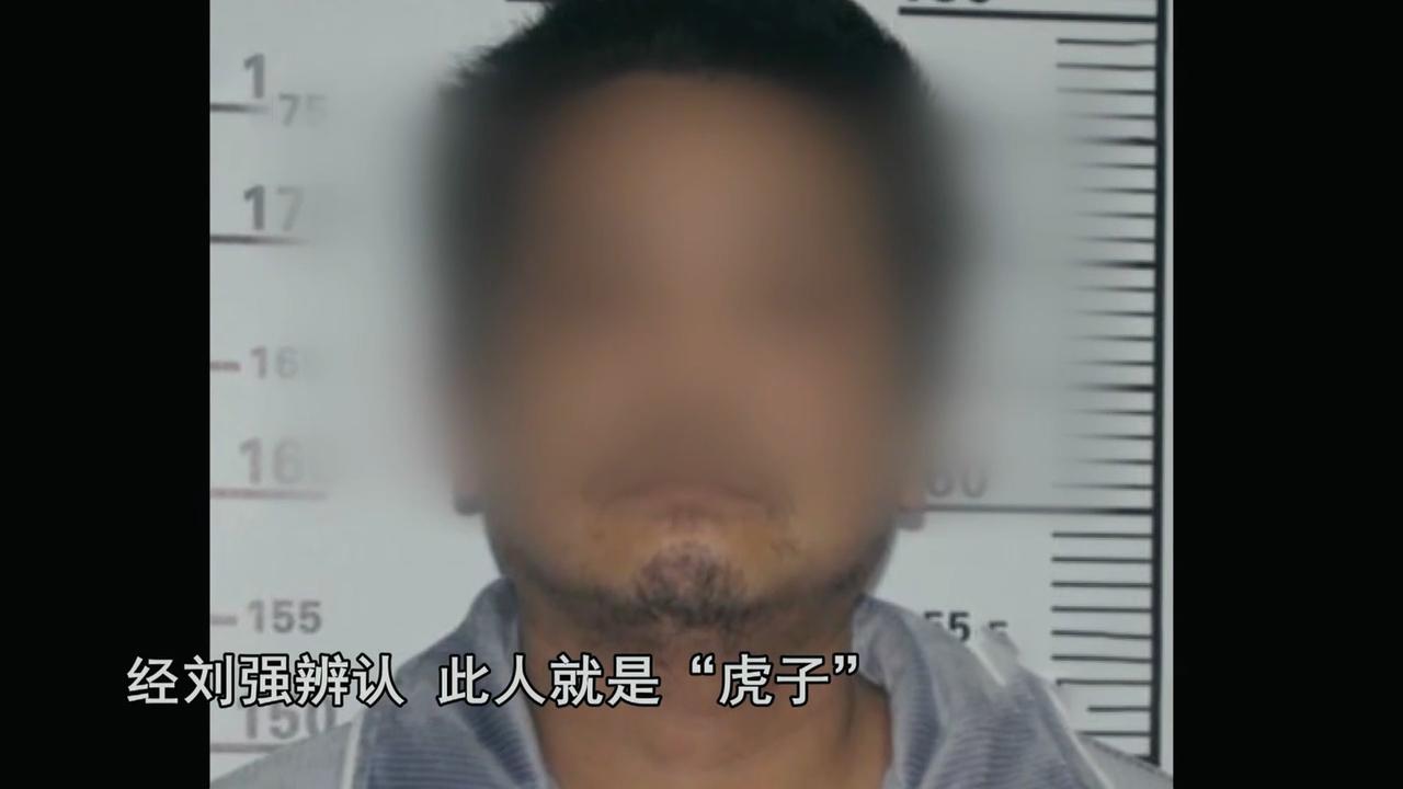 21年河南老汉神秘报警,困难户全款买了百万豪车,调查发现不简单