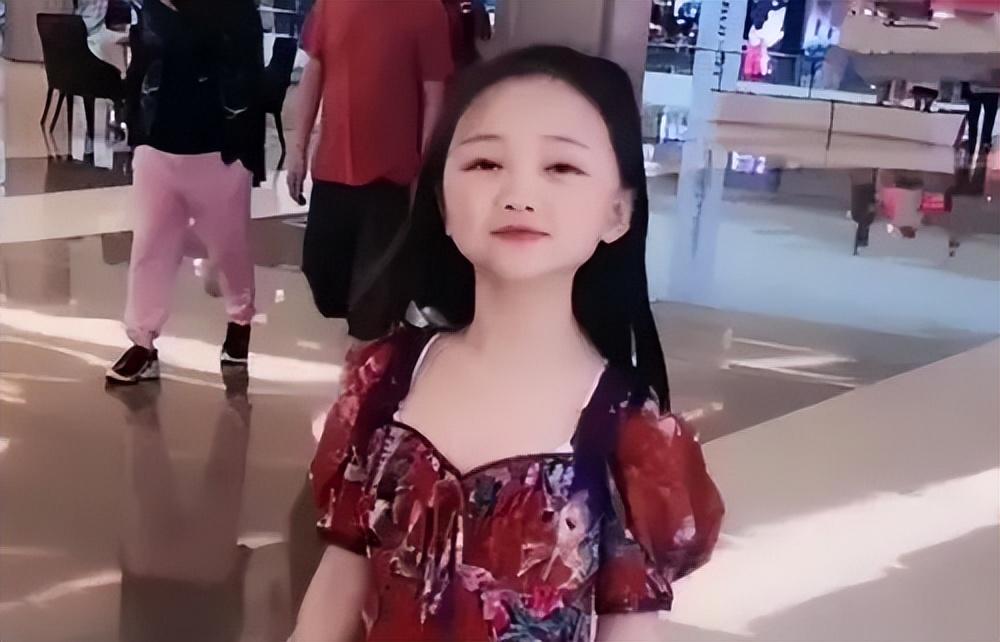 19年四川最美袖珍女结婚32岁长得像9岁婚后生活让人担忧