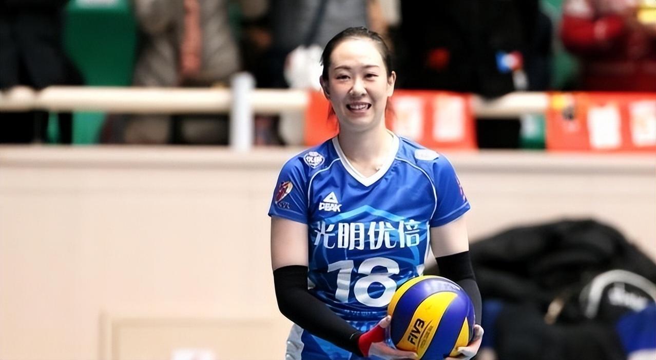 回顾女排名将米杨巅峰期因矛盾退队嫁给方颖超后过得怎样