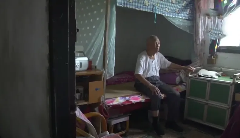 回顾96岁台湾老兵无儿无女打电话问大陆侄子我没钱你还养我吗