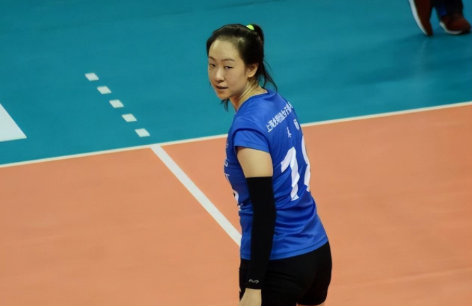 回顾女排名将米杨巅峰期因矛盾退队嫁给方颖超后过得怎样