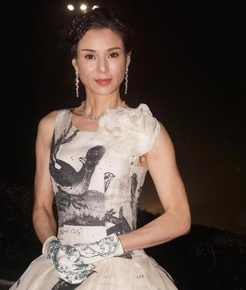 回顾减肥过度是什么样看这几位明星就知道了简直惨不忍睹