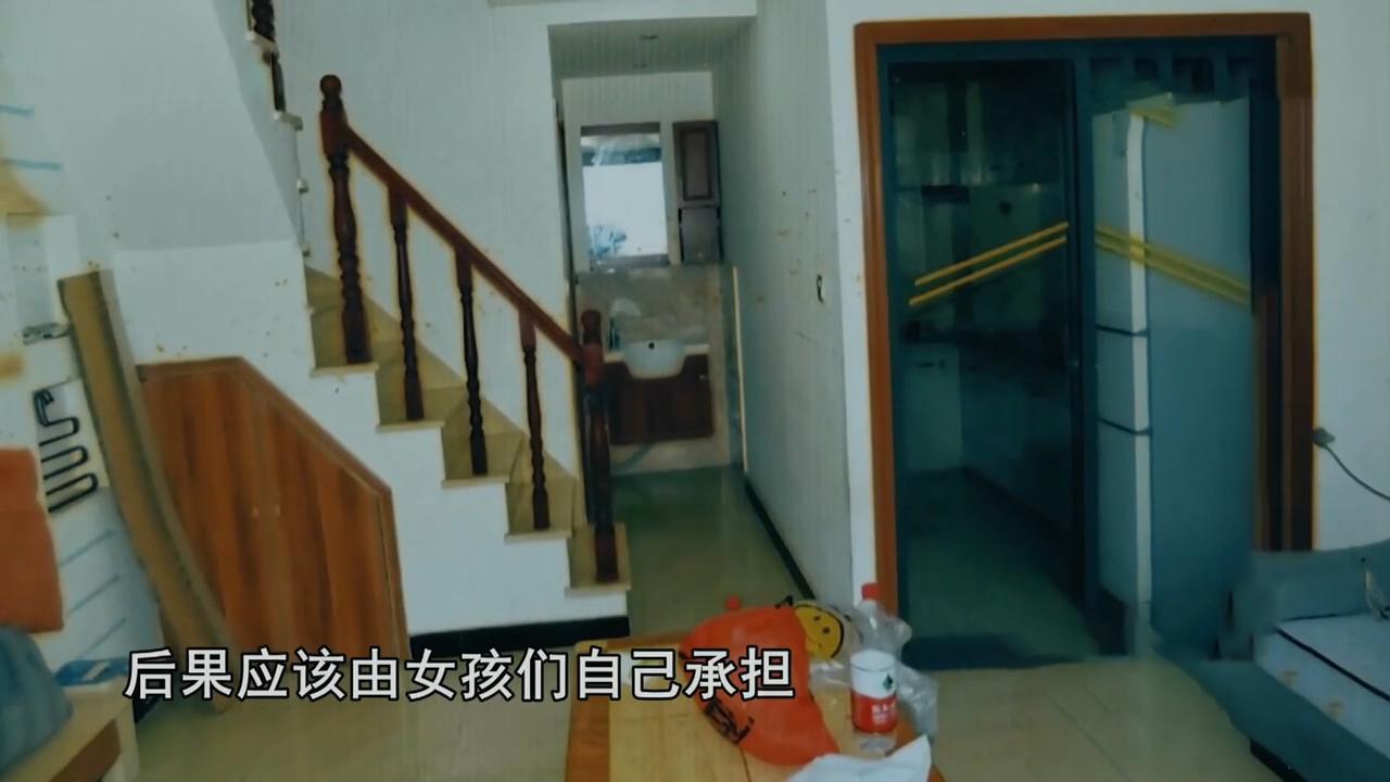 21年重庆两女孩睡觉半夜呼吸困难像被人压住室友开门如遭电击
