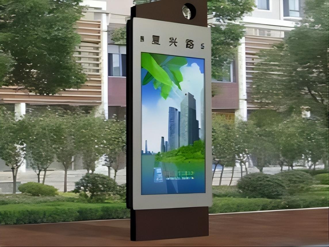 回顾女子杨丽无意中被树叶割伤却用树叶狂赚上千万怎么做到的