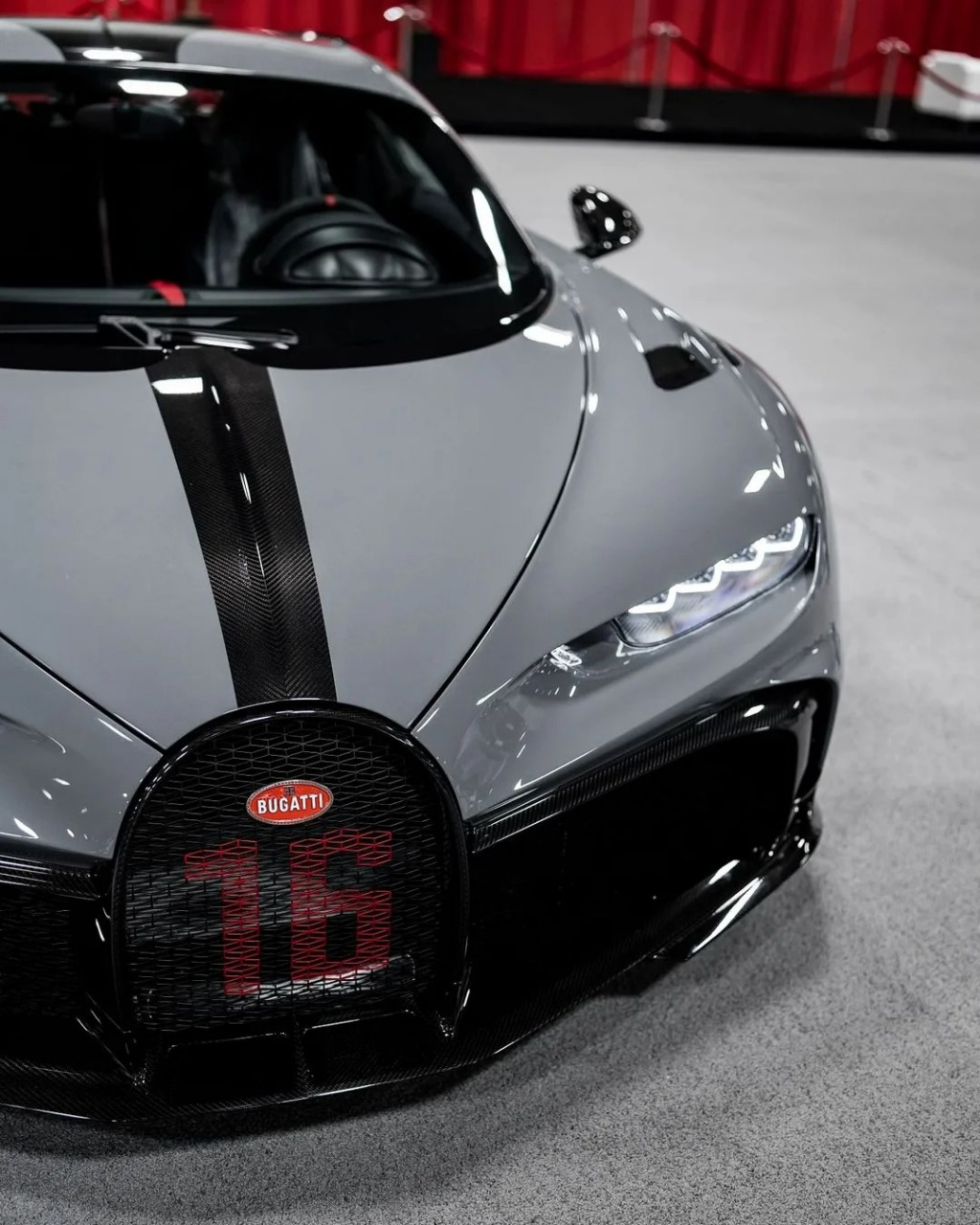 梦想中的超级跑车,布加迪chiron!