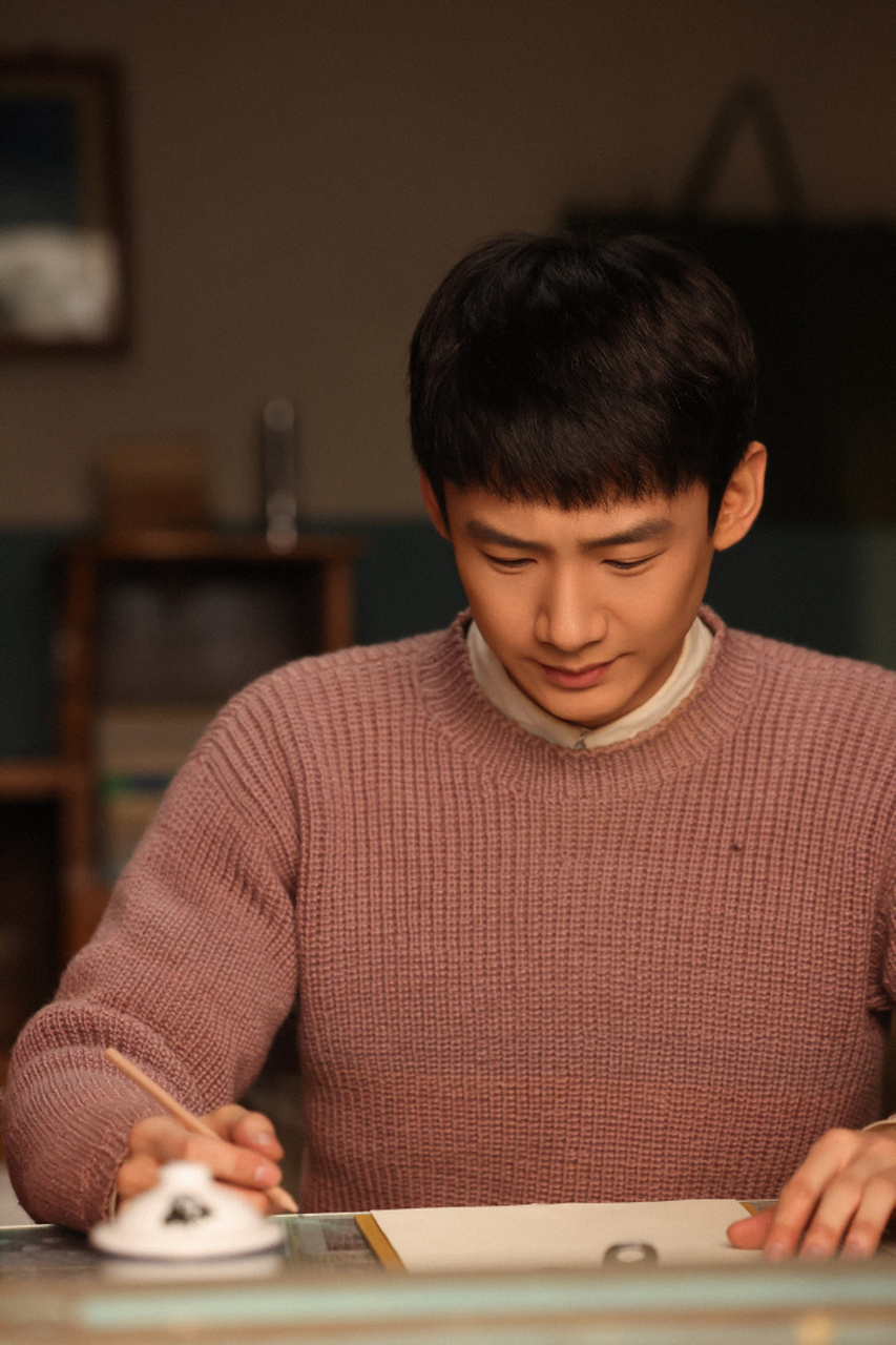 白敬亭主演的年代剧《南来北往》正在央视平台播出,央妈还不会很