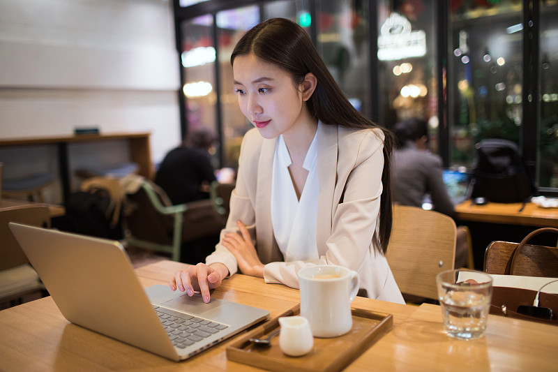 2024年职场小白必看攻略宝典.@小金虎课堂的动态