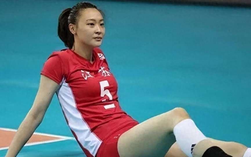 回顾排球女神惠若琪和矮个博士结婚五年穿旗袍显东方之美