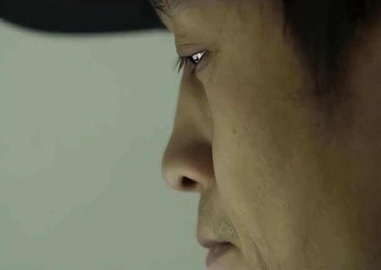 16年贵州狱警给双规局长录指纹电脑突然报警狱警一看火速上报