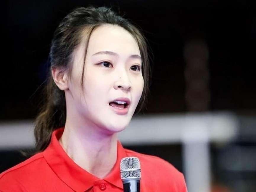 惠若琪以其无与伦比的攻击力和犀利的球风,成为了中国女排夺得铜牌的