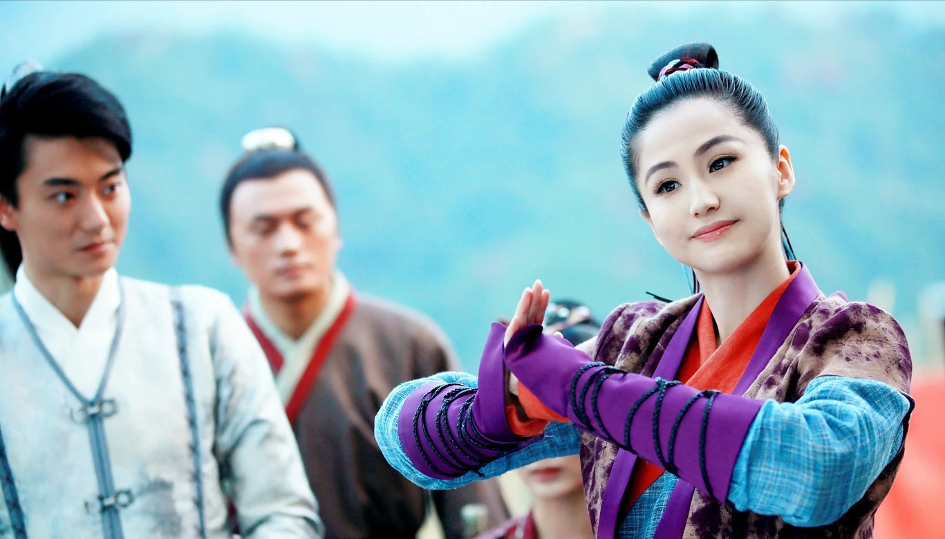 蓝心妍因失恋去接"极乐宝鉴",成名后悔不当初,今仍一