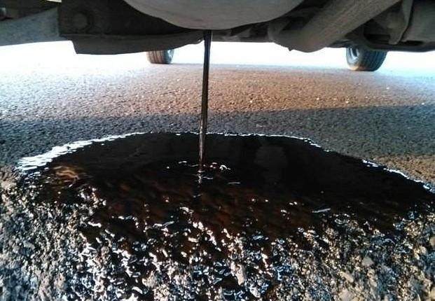 汽车行驶了一段时间,机油的颜色变黑,代表机油差?