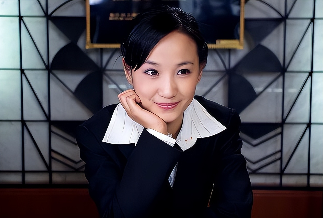 演员关思婷男友患抑郁症后不离不弃结婚12年无儿无女也幸福